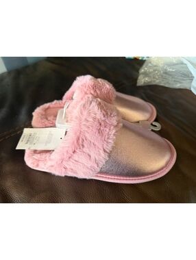 Pink Fuzzy Slip-On Slippers with Metallic Finish